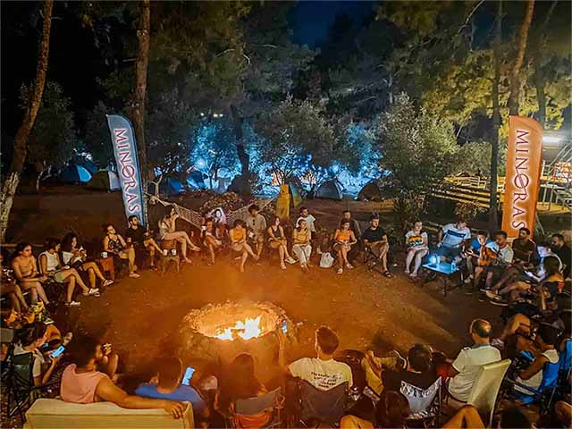 Kamp Ateşi Minoras